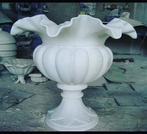 Polished Marble Flower Pot, for Countertops, Pattern : Natural