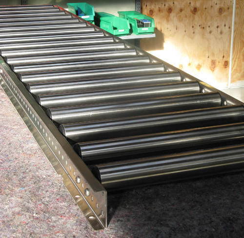 Stainless Steel Slat Chain Conveyor, Length : 40-60 feet, 10-20 feet, 20-40 feet, 1-10 feet