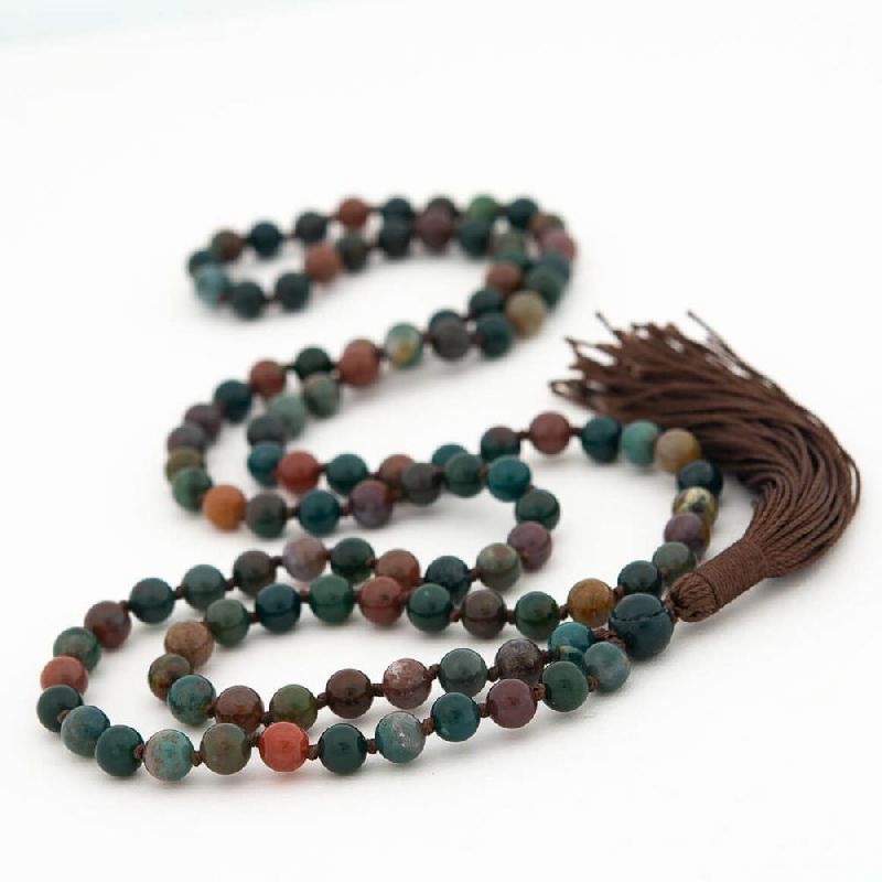 Polished Bloodstone Beads Mala, Feature : Improved Aesthetic Appeal, Long Lasting, Quality Tested, Visually Pleasing Design