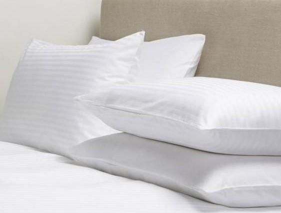 PILLOW COVER MSS (P) 180TC, for Home, Hotel, Feature : Anti-Wrinkle, Comfortable, Dry Cleaning, Easily Washable