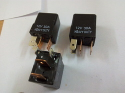 Automotive Relays, Relay Type : 3