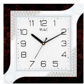 459 Plain Diamond Wall Clock, Display Type : Analog