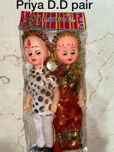 Plastic Wedding Couple Doll, Packaging Type : Packet
