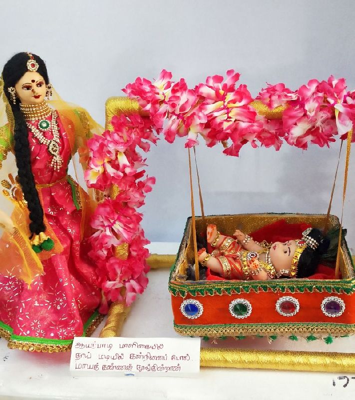 SKP 0042 Yashoda Krishna Doll, Feature : Good Quality, Attractive Designs, Shiny Look