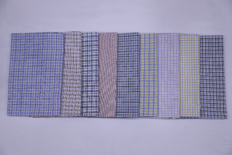 Checked Cotton MT Lungi 557, Feature : Anti-Wrinkle, Comfortable