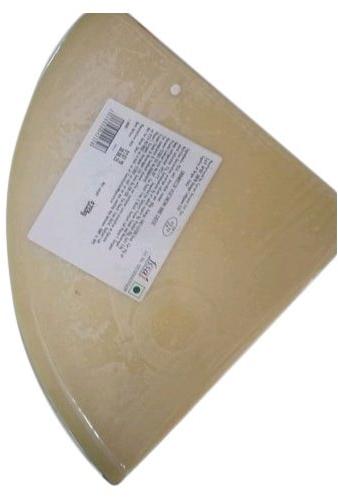 Ferrori Hard Cheese, for Cooking, Packaging Size : 4-5 Kg
