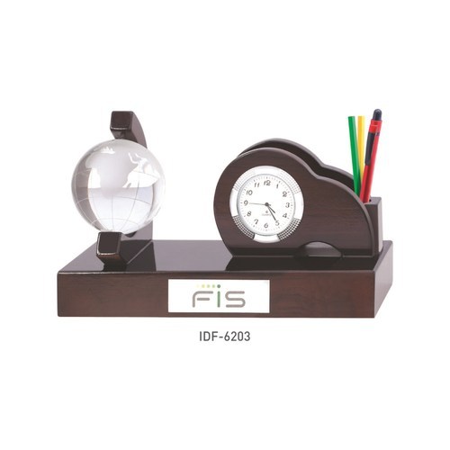 Wooden Table Clock, Shape : Square, Round