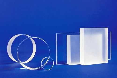 Quartz Glass, Size : 100 mm x 100 mm
