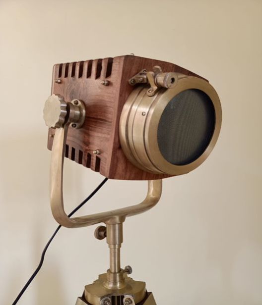 AGSSL-10 Brass Spot Light With Tripod Stand
