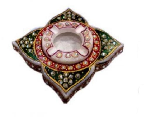 Marble Kundan Ashtray, Size : 9 x 9 x 3 Cm