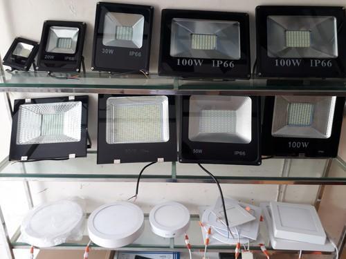 Aluminium LED Flood Light, for Home, Office, Lighting Color : Cool White