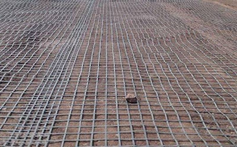 Non Polished Polyester Yarn Geogrid, for Construction Wire Mesh, Fence Mesh, Length : 100 Mtr