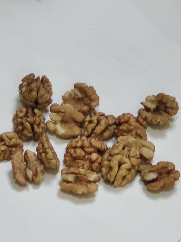 Walnut kernels, for Human Consumption