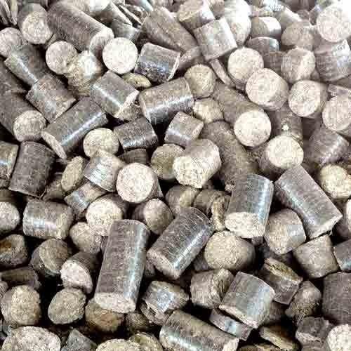 Groundnut shell briquette, Packaging Size : LOOSE