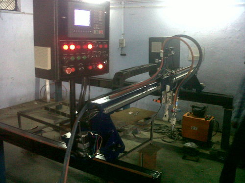 Automatic CNC Plasma Cutting Machine, Voltage : 380 - 415 V