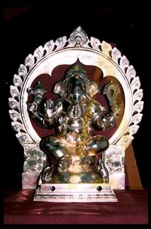 Ganesh Panchaloga Statue