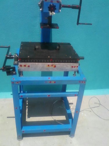 Hydrauliic Chalk Making Machine