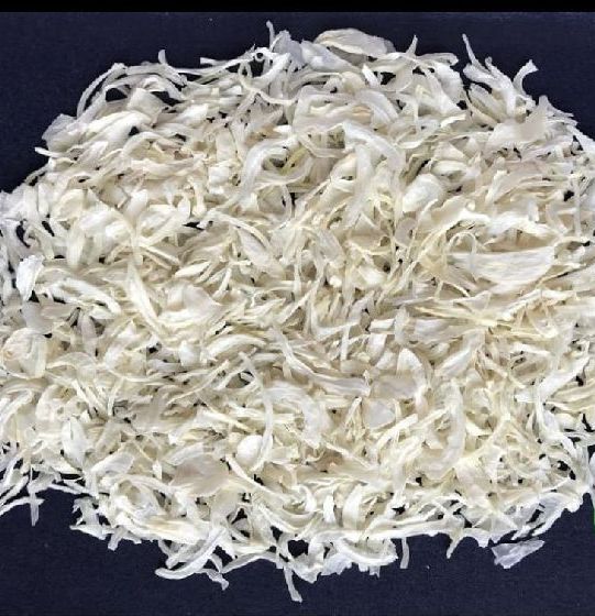 dehydrated white onion flakes