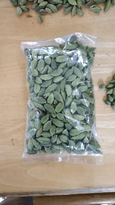Polished Common Green Cardamom 8mm, for Cooking, Spices, Food Medicine, Certification : FSSAI Certified