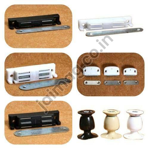 Polished Metal Magnetic Door Catches, Feature : Durable, Good Quality, Rust Proof