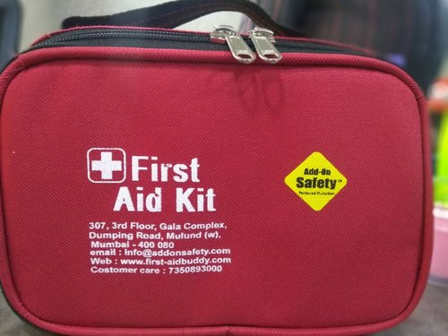 Details more than 77 first aid bag super hot - in.duhocakina