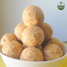 Crushed Peanut Ladoo