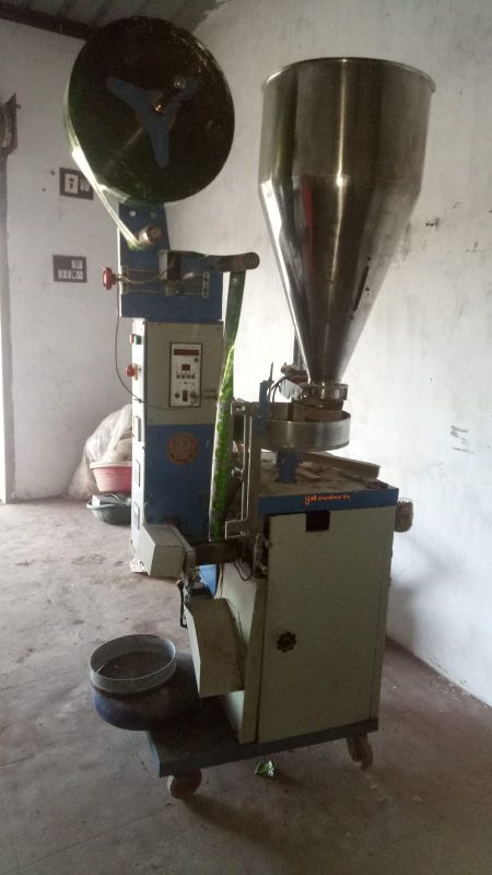 pouch packing machines