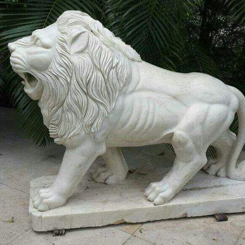 Polished Marble Lion Statue, for Dust Resistance, Shiny, Pattern : Carved