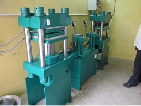 Hydraulic Rubber Moulding Machine