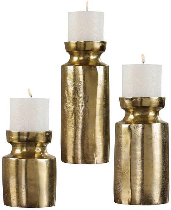 AF05067 Aluminium Candle Holder, for Dust Resistance, Shiny, Packaging Type : Carton Box, Paper Box