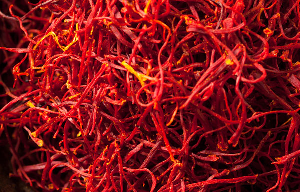 Thread Organic red saffron