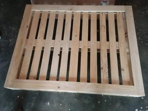 Polished Customized Wooden Pallets, for Packaging Use