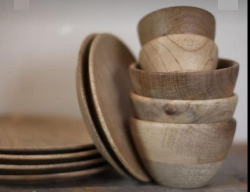 Wooden Plates and Bowls Set