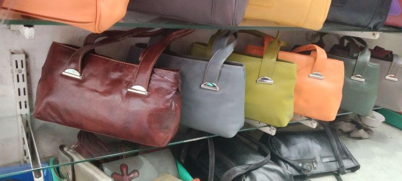 ladies handbags