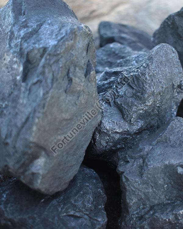 Black Lumps Solid 110mm Coal Cobbles, for High Heating, Steaming, Purity : 80%