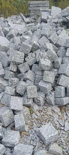 Solid Gray Granite Cobbles