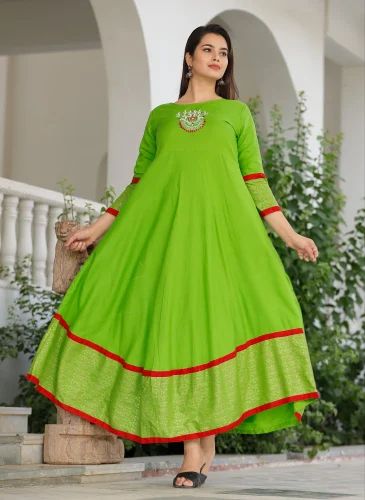 Gawdi Plain Cambric Cotton Ladies Green Gown Kurta, Size : All Size