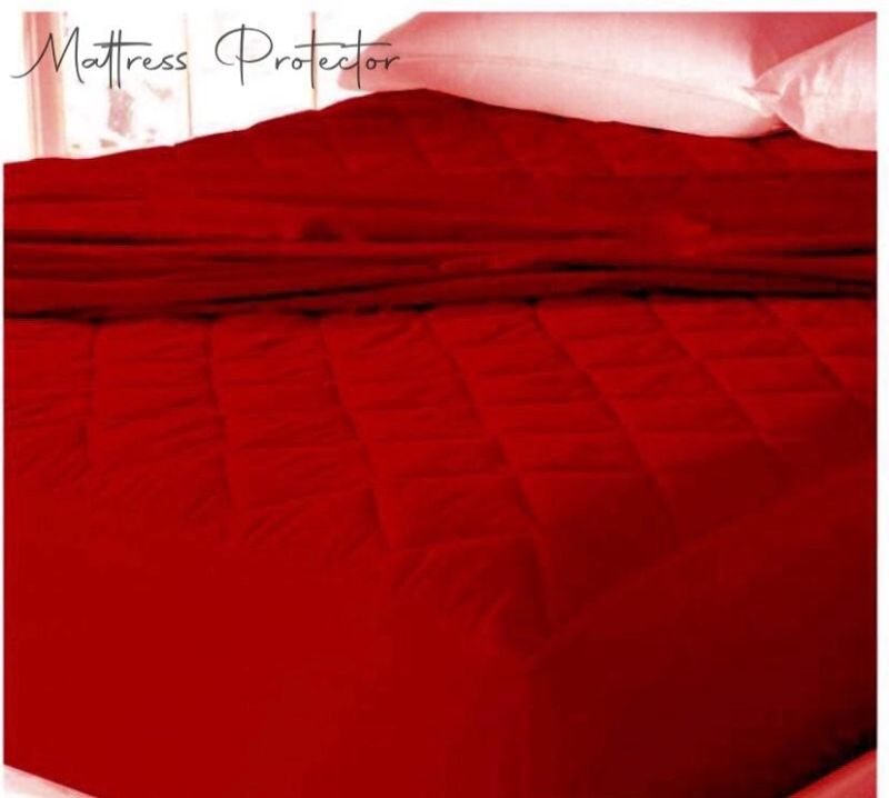 Rectangular Quilted Cotton Hotel Red Mattress Protector