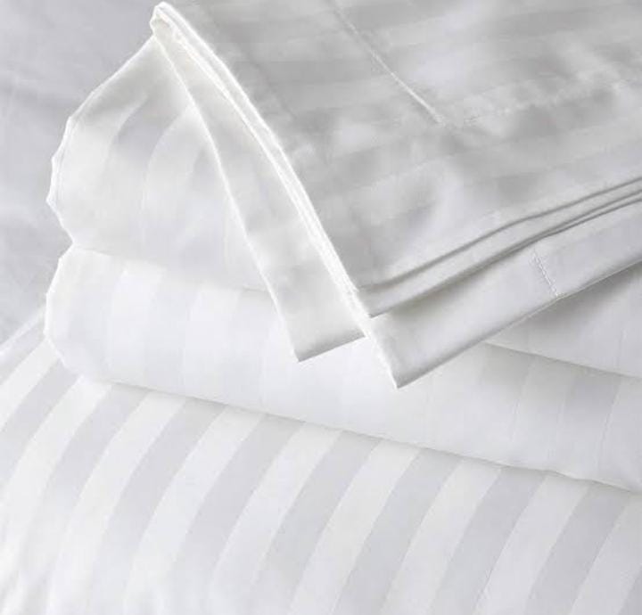 Cotton Hotel Striped Pillow Covers, Size : Standard