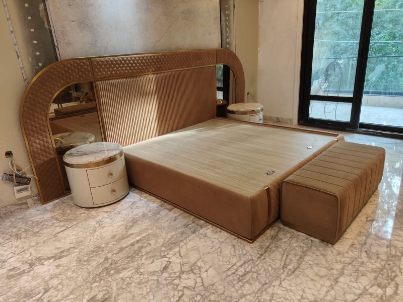 Rectangular Wooden Bed, Color : Brown