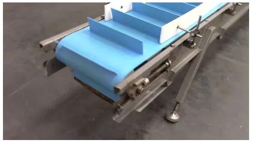 Chandra Machines 3 Phase 440 Vols Rubber Ss Magnetic Belt Conveyor, For Pharma, Packeging, Coal