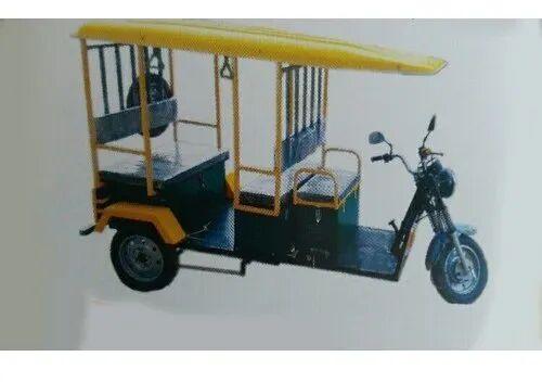 Eco Friendly Electric Rickshaw