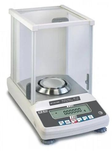 Analytical Balances, Capacity : 0.1g-2 Kg