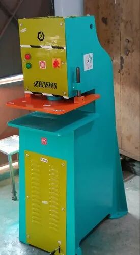 Automatic Slipper Making Machine, Production Capacity : 2200 Pieces/8 Hours