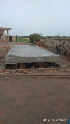 RCC Weighbridge, for Loading Heavy Vehicles, Feature : Durable, Easy To Operate, High Resolution, Non Breakable