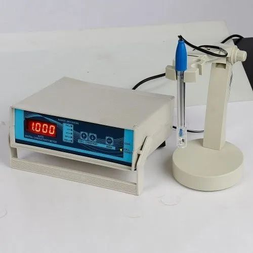 Semi Automatic Digital PH Meter, for Laboratory, Feature : Accuracy, Durable, Stable Performance