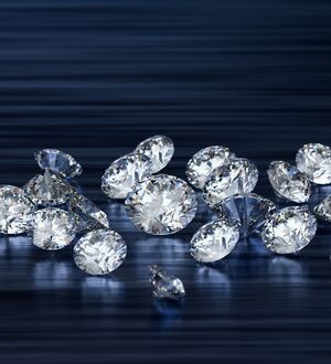 Natural White rough diamonds, for Jewellery Use, Style : Common