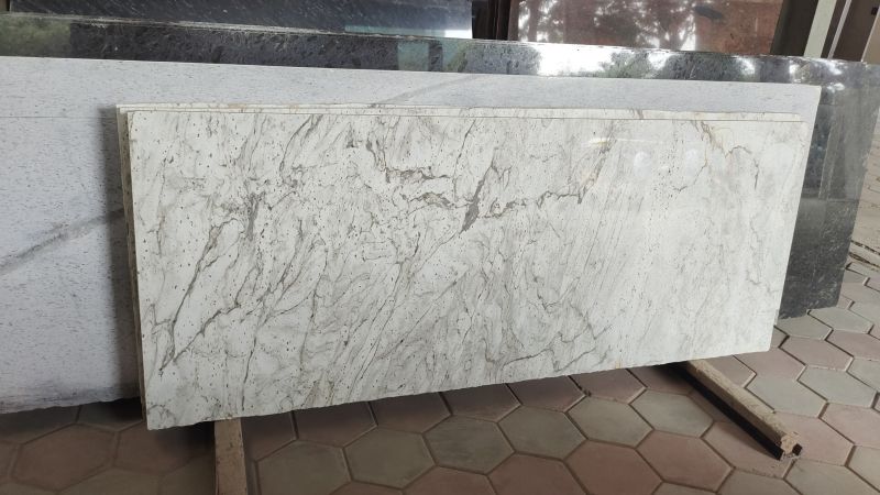 Rectangular Polished granite slab, for Steps, Staircases, Kitchen Countertops, Flooring, Variety : Premium