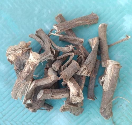 Dried Danti Mool