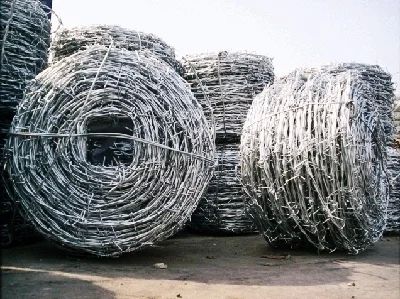Silver Iron Double Twist Barbed Wire, for Cages, Construction, Technics : Welded Mesh